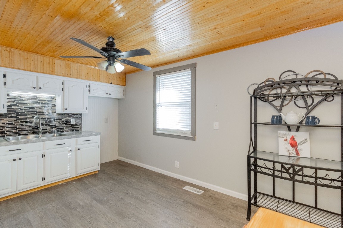 1320 Tulip Grove Road Hermitage, TN 37076 - Photo 8 of 32 Gallery Image 8
