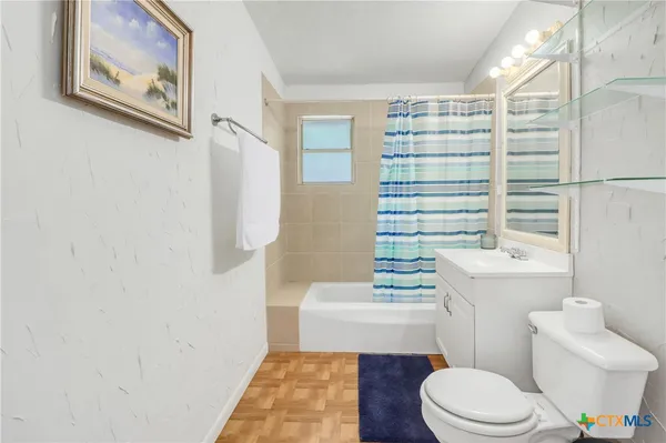 $279,500 | 1300 Keller Lane, Seguin, TX 78155