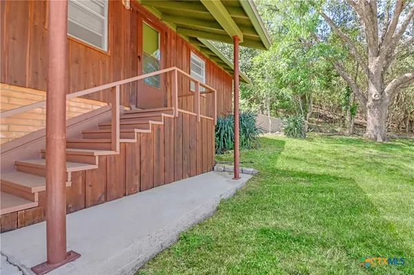 $279,500 | 1300 Keller Lane, Seguin, TX 78155