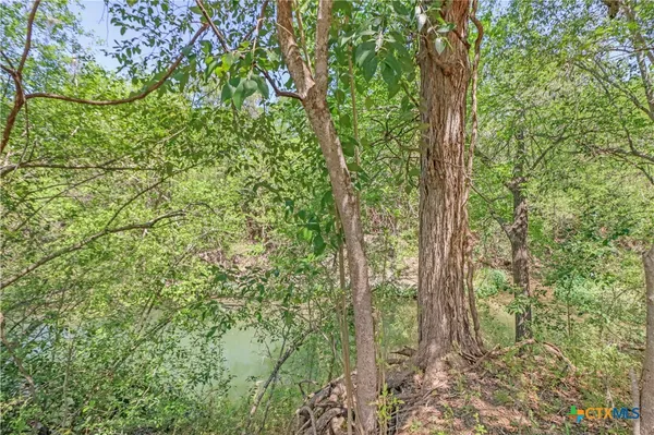 $279,500 | 1300 Keller Lane, Seguin, TX 78155