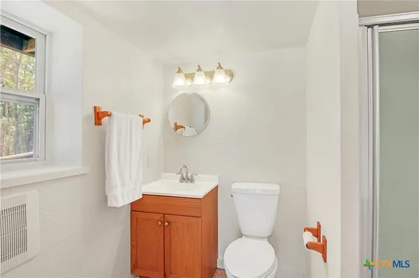 $279,500 | 1300 Keller Lane, Seguin, TX 78155