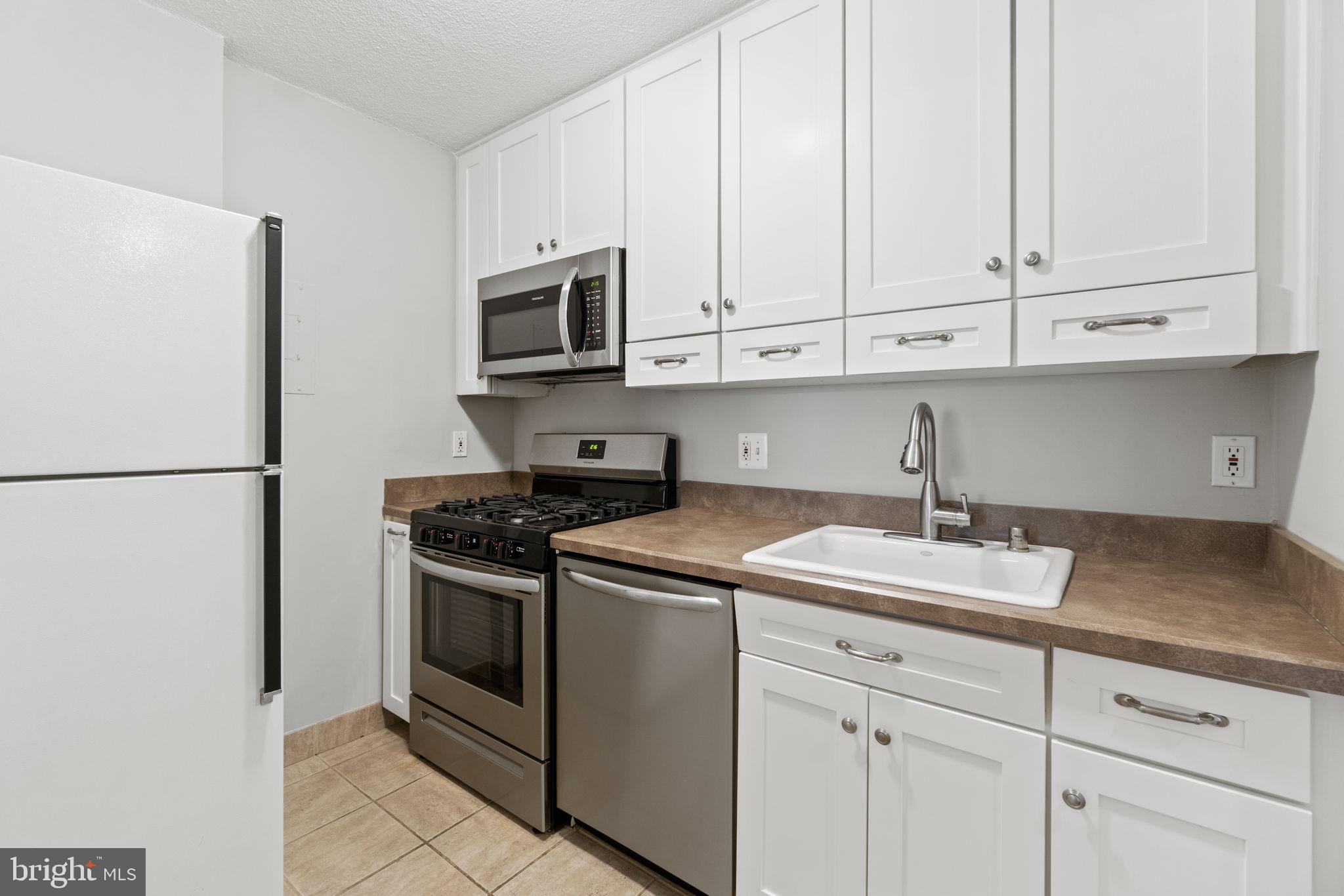 1301 20th Street Northwest, Unit 916 Washington, DC 20036 - Photo 13 of 16