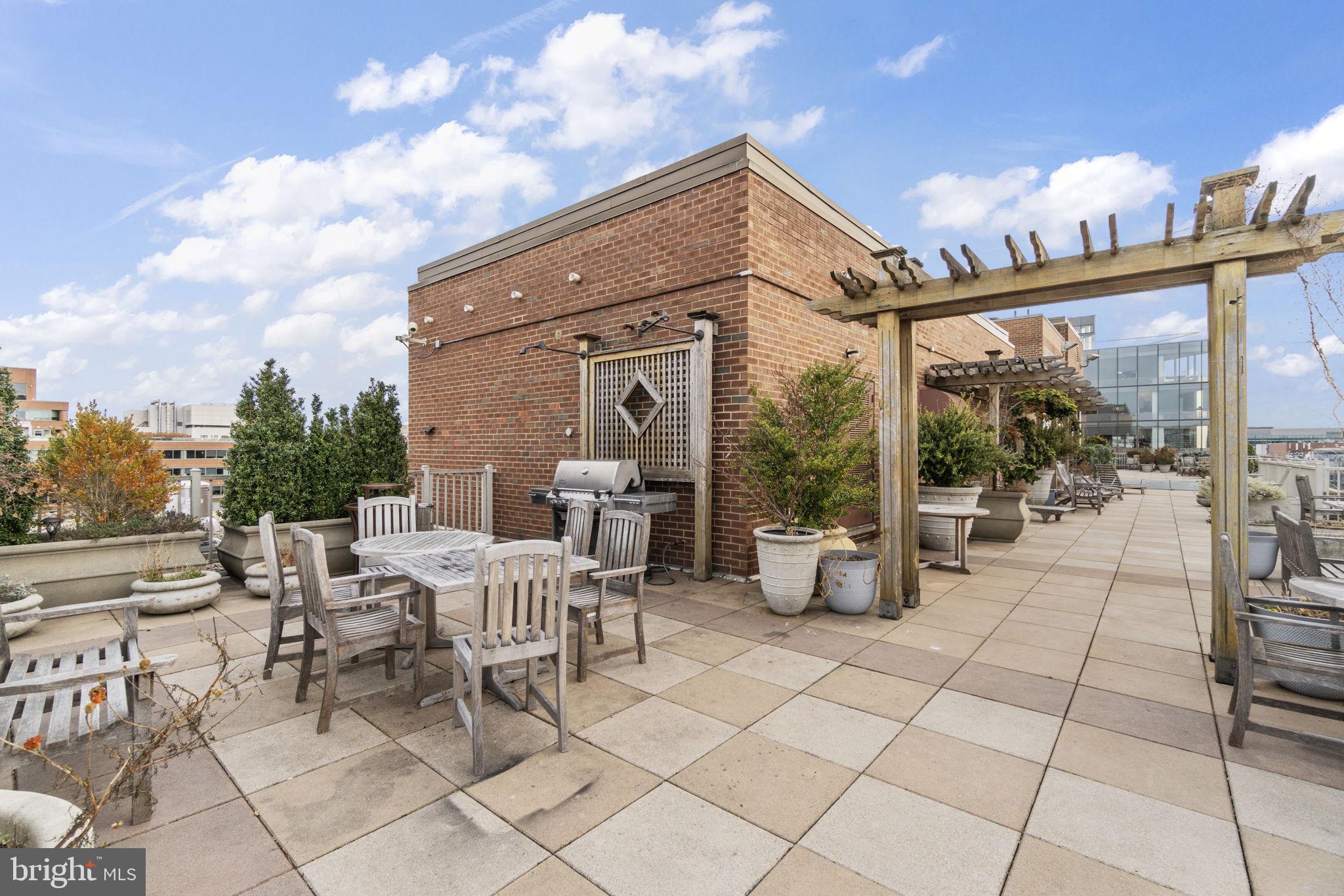 1301 20th Street Northwest, Unit 916 Washington, DC 20036 - Photo 15 of 16