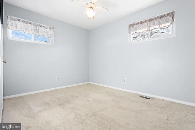 $300,000 | 679 Santa Fe Drive, Mantua, NJ 08051