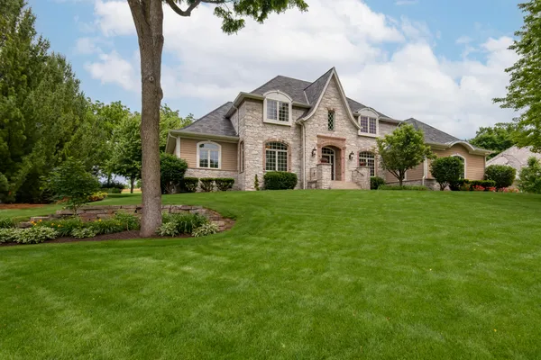 $1,245,000 | S76-w26010 Prairieside Drive, Waukesha, WI 53189