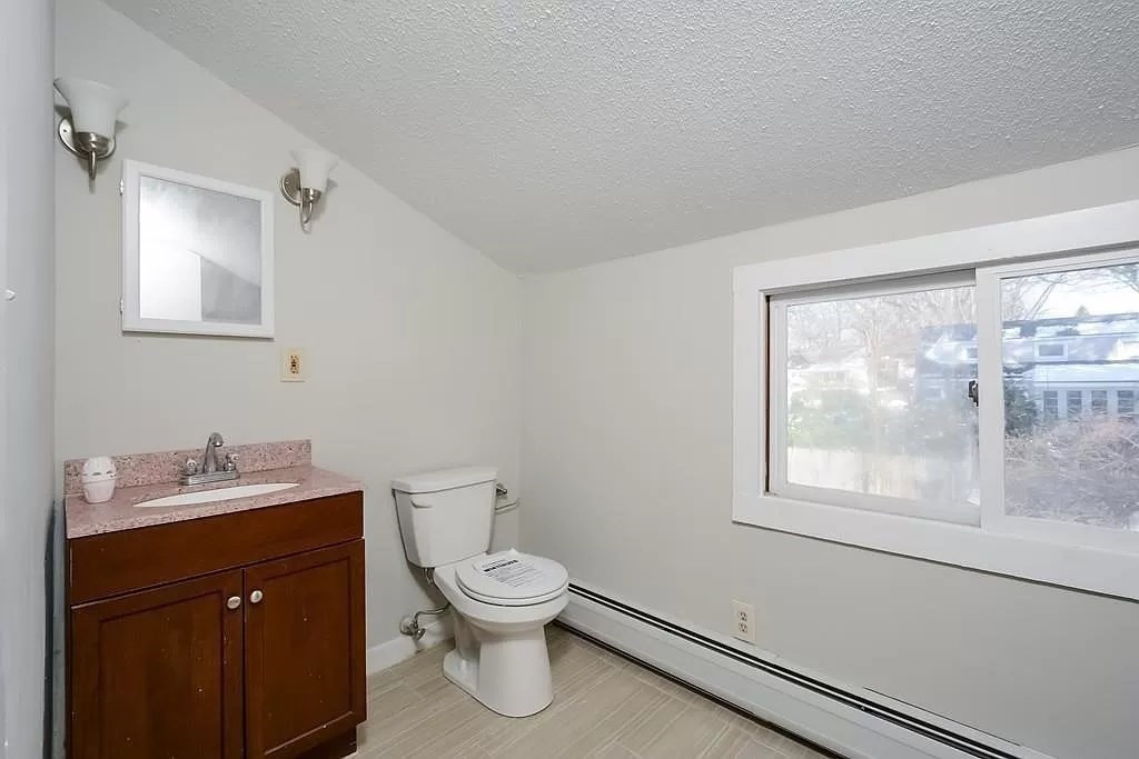 13 Grattan Street Springfield, MA 01119 - Photo 20 of 22 Gallery Image 20