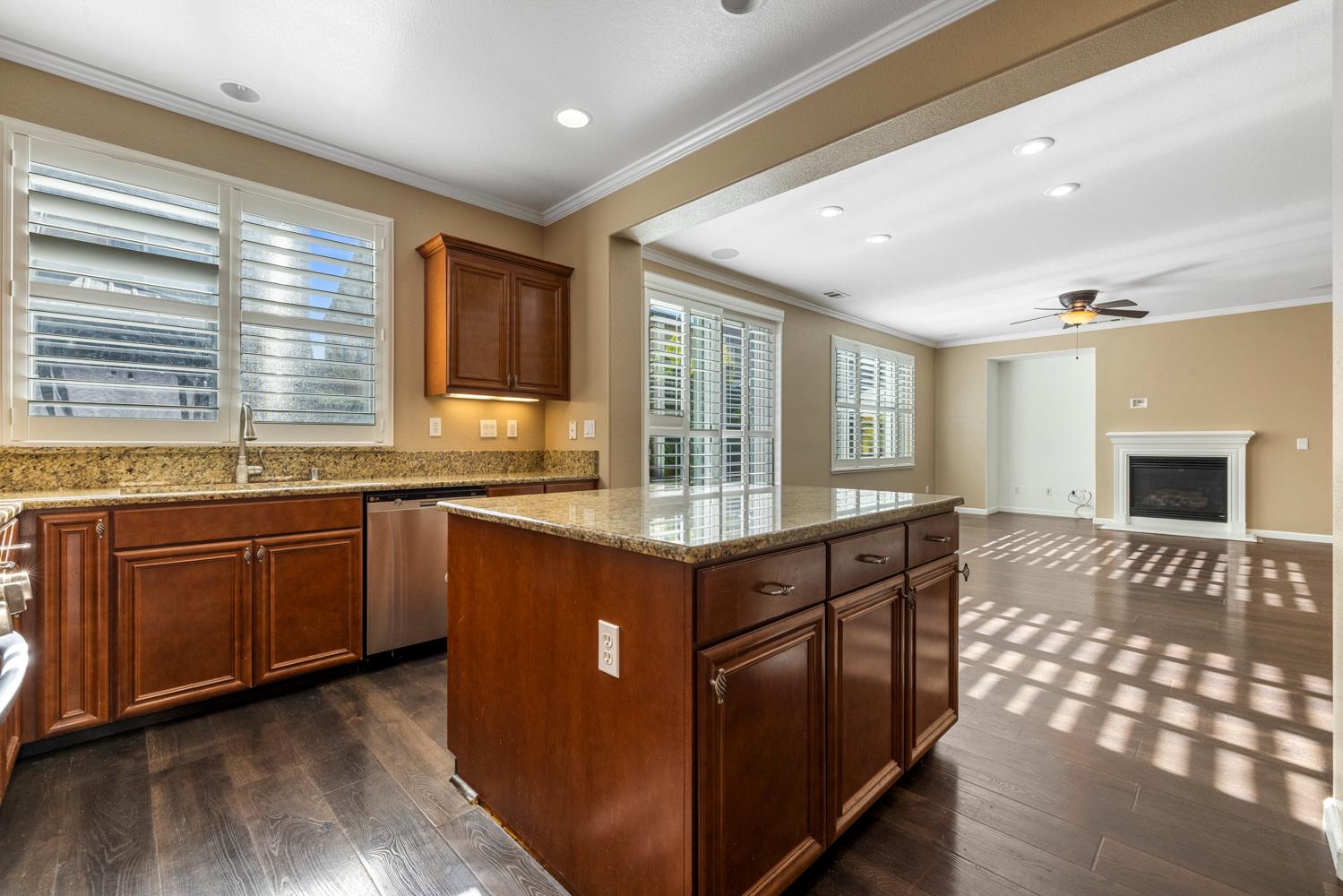 5916 Pebblestone Way Stockton, CA 95219 - Photo 17 of 51