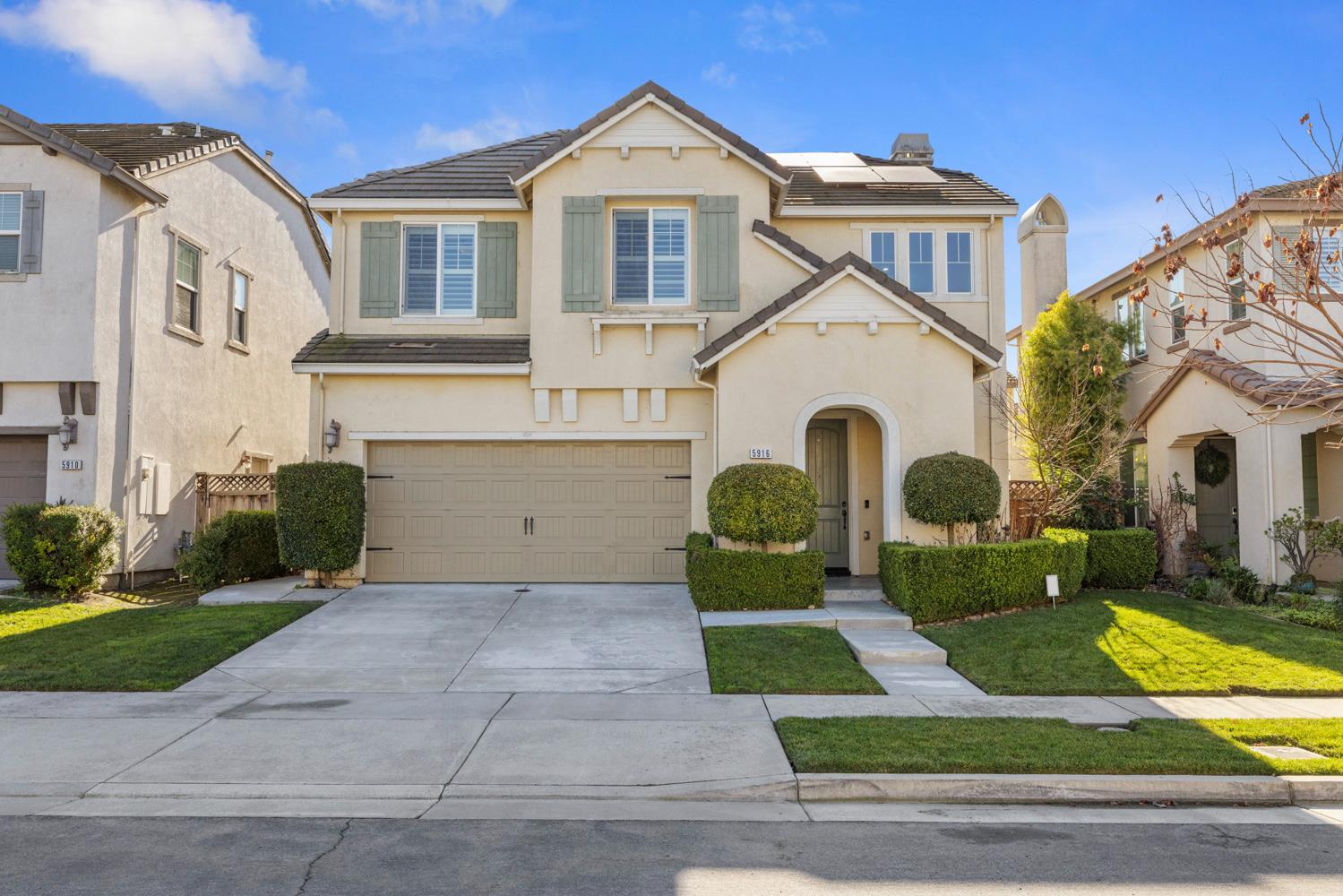 5916 Pebblestone Way Stockton, CA 95219 - Photo 3 of 51