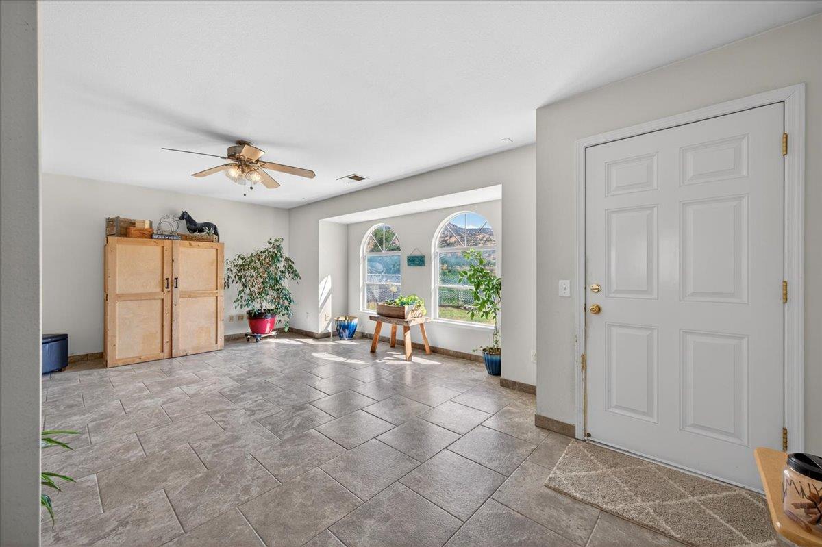 36209 Sand Creek Road Squaw Valley, CA 93675 - Photo 6 of 91