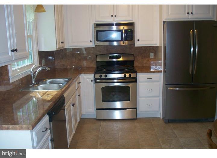 132 County Line Road Lansdale, PA 19446 - Photo 6 of 24 Kitchen