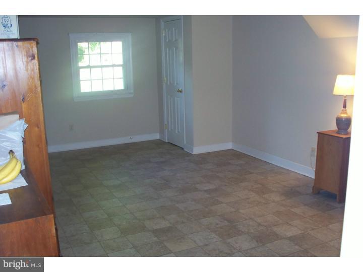 132 County Line Road Lansdale, PA 19446 - Photo 9 of 24 Family Room