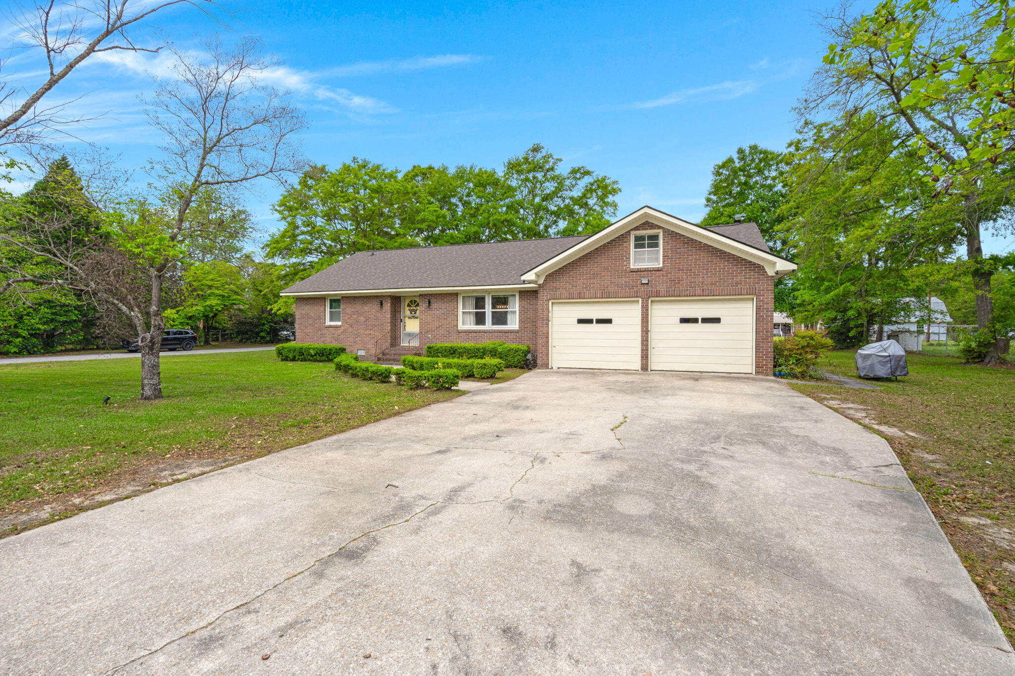 1605 Pinopolis Road Moncks Corner, SC 29461 - Photo 7 of 34 7
