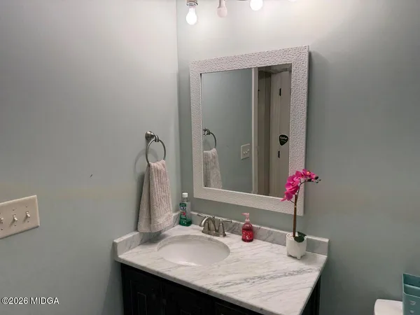 $690,000 | 917 Broken Arrow Trail, Perry, GA 31069