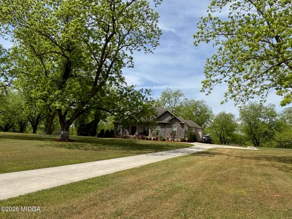 $690,000 | 917 Broken Arrow Trail, Perry, GA 31069