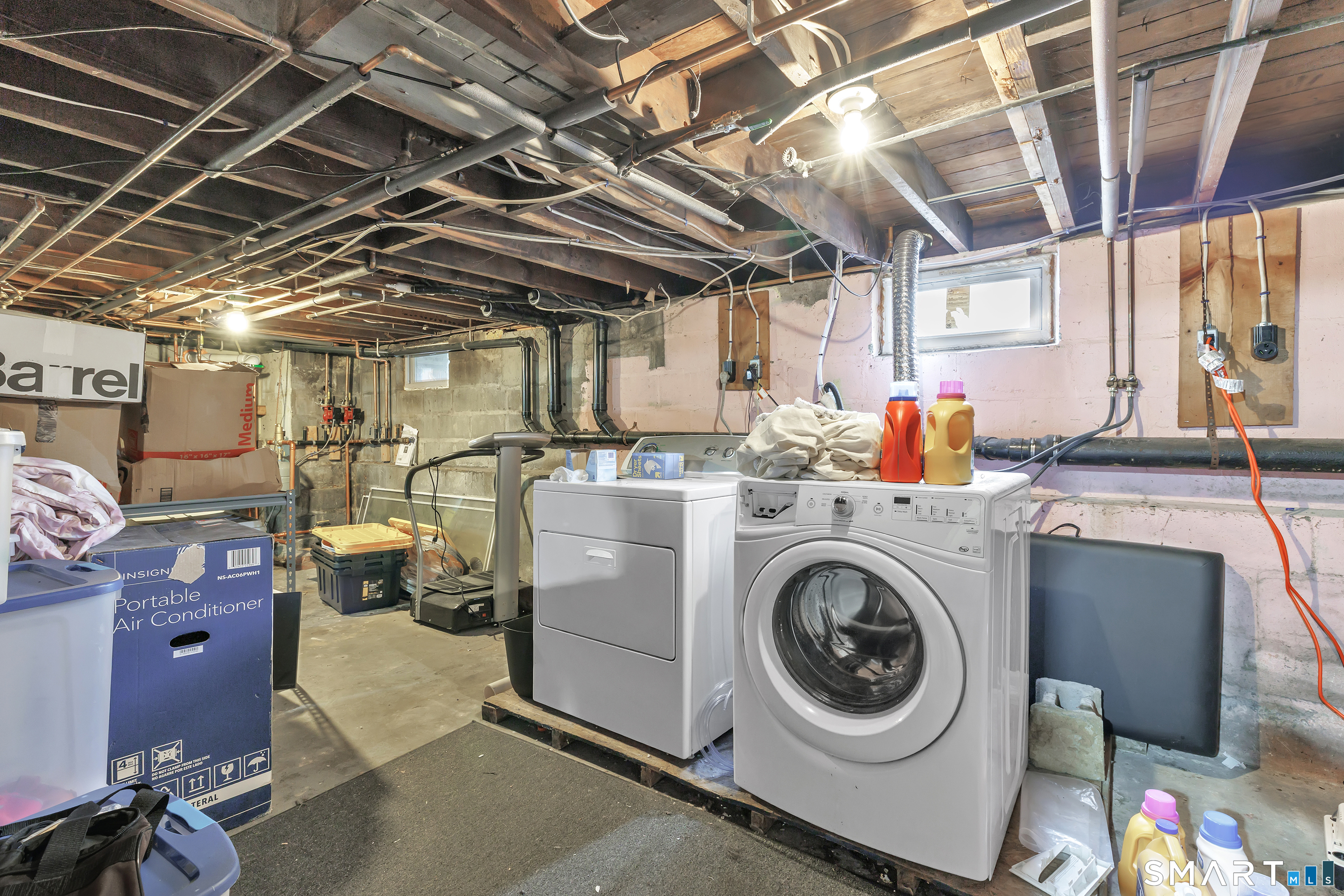 221 Meadows End Road Milford, CT 06460 - Photo 18 of 38