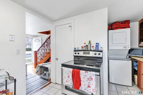 $599,000 | 221 Meadows End Road, Milford, CT 06460