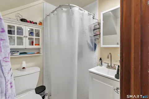 $599,000 | 221 Meadows End Road, Milford, CT 06460