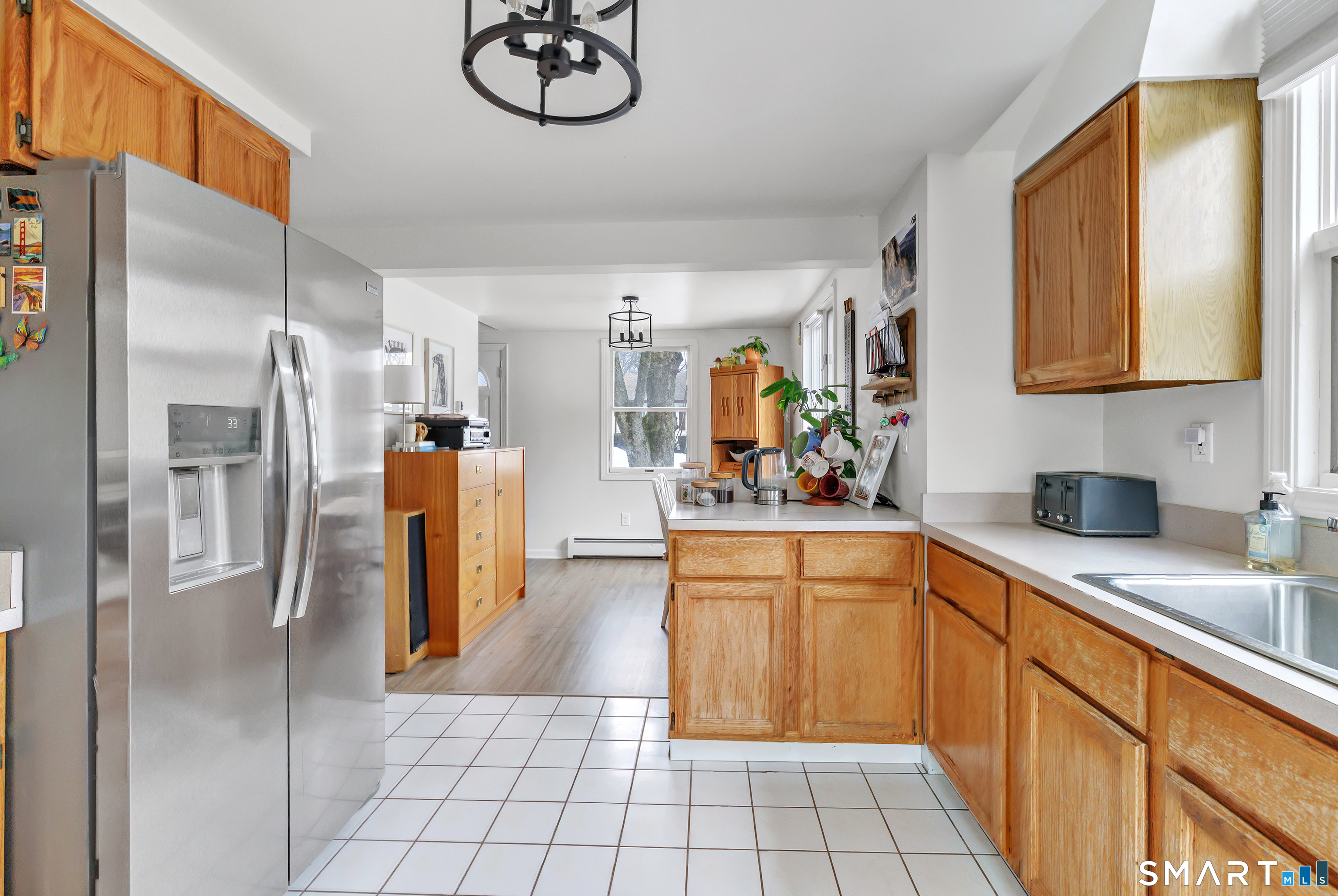 221 Meadows End Road Milford, CT 06460 - Photo 7 of 38