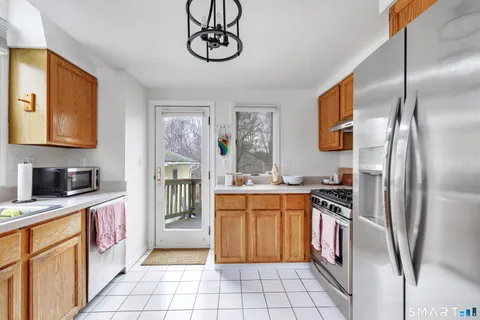 $599,000 | 221 Meadows End Road, Milford, CT 06460