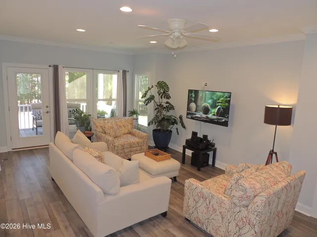 $599,000 | 164 Bay View Drive, Chocowinity, NC 27817