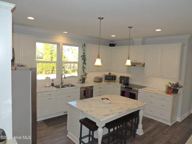 $599,000 | 164 Bay View Drive, Chocowinity, NC 27817