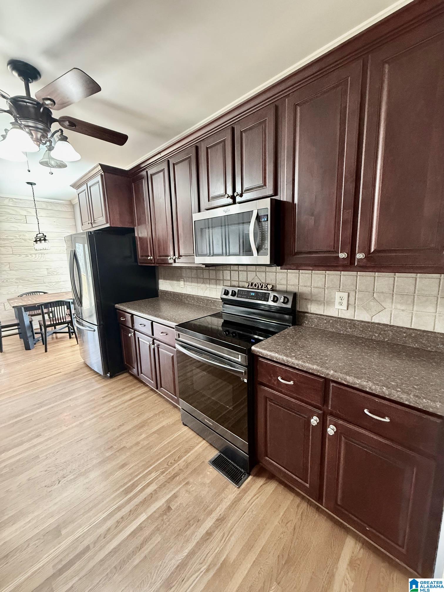 629 Woodland Ridge Road Odenville, AL 35120 - Photo 11 of 26