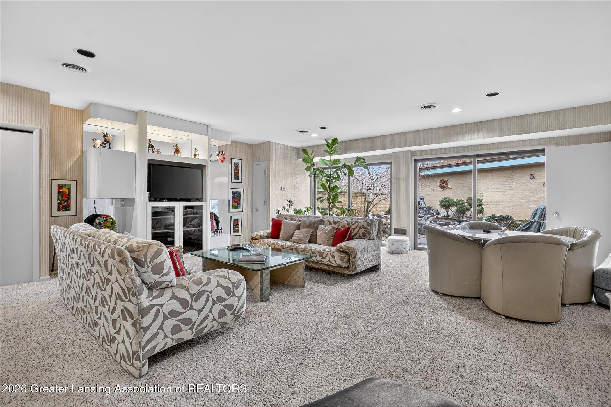 1341 Cambridge Road Lansing, MI 48911 - Photo 12 of 62 10-1341-Cambridge-Rd-Lansing-MI-48911-Wi