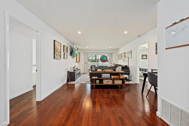 $280,000 | 2170 South Palm Canyon Drive, Unit 19, Palm Springs, CA 92264