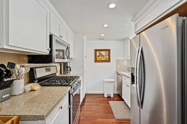 $280,000 | 2170 South Palm Canyon Drive, Unit 19, Palm Springs, CA 92264