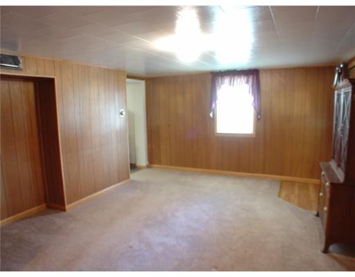 105 School Road Uniontown, PA 15401 - Photo 4 of 11 Dining Room.
