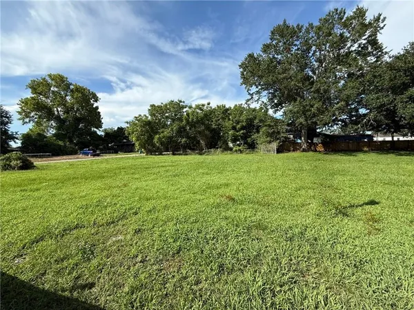 $59,900 | 1904 Tino Lane, Violet, LA 70092