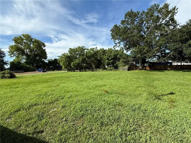 $59,900 | 1904 Tino Lane, Violet, LA 70092