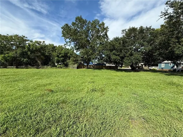 $59,900 | 1904 Tino Lane, Violet, LA 70092