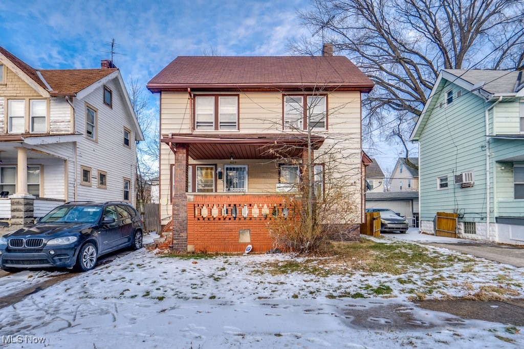 View of front of property featuring a porch