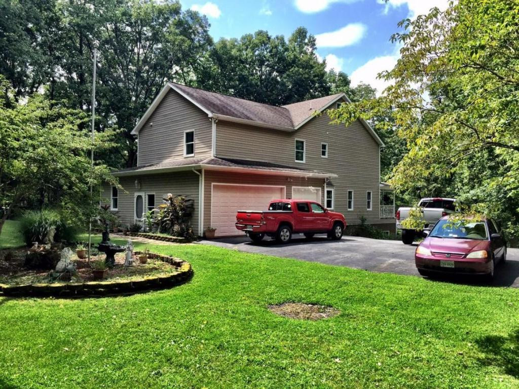 5336 Skeens Ridge Road Big Stone Gap, VA 24219 - Photo 19 of 24 Immaculate Yard