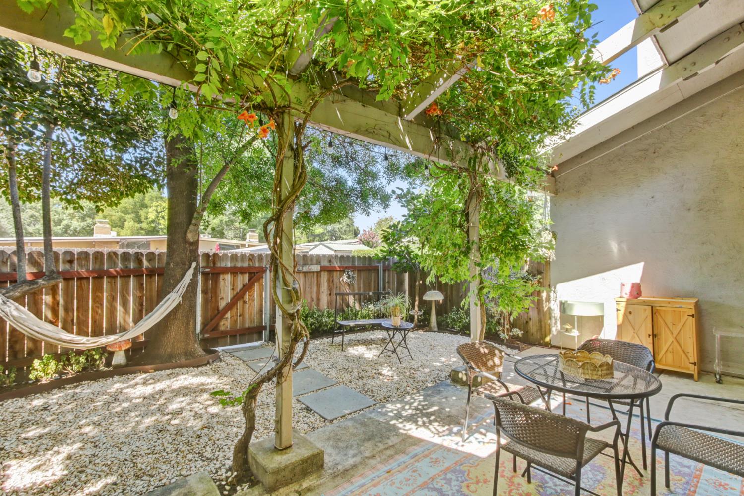 3215 Bermuda Avenue, Unit 7 Davis, CA 95616 - Photo 30 of 55
