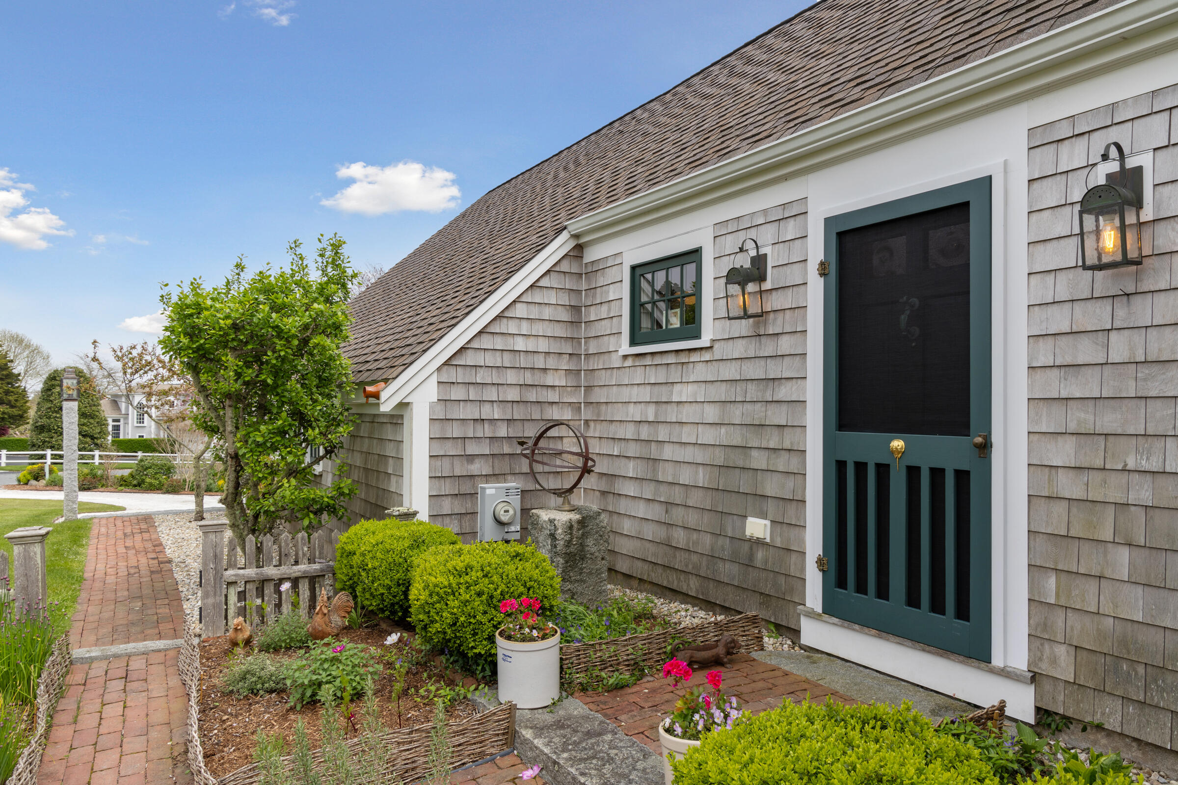 51 Briar Spring Road Orleans, MA 02653 - Photo 5 of 33 51BriarSpringRd-06-w
