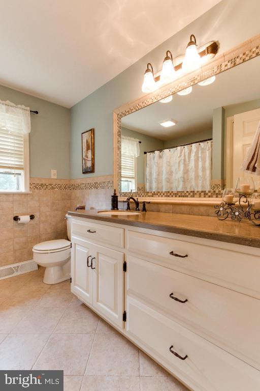 2 Strawberry Lane Lititz, PA 17543 - Photo 22 of 49