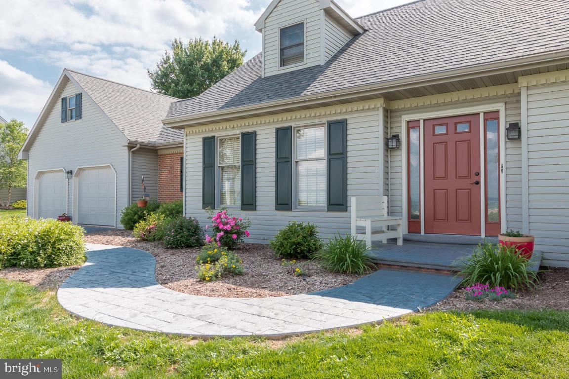 2 Strawberry Lane Lititz, PA 17543 - Photo 8 of 49