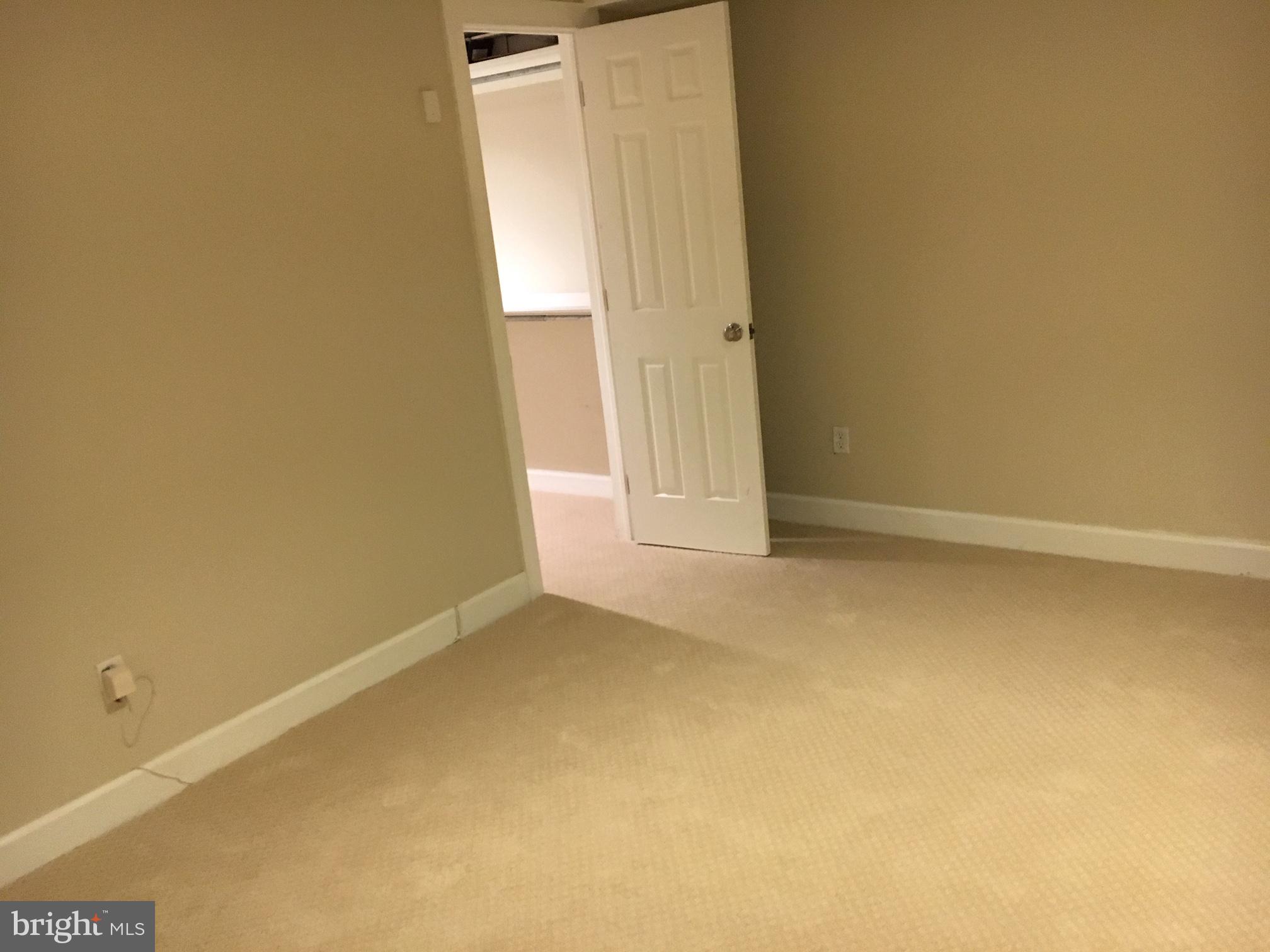 1630 19th Street Northwest, Unit B2 Washington, DC 20009 - Photo 15 of 19 a view of an empty room