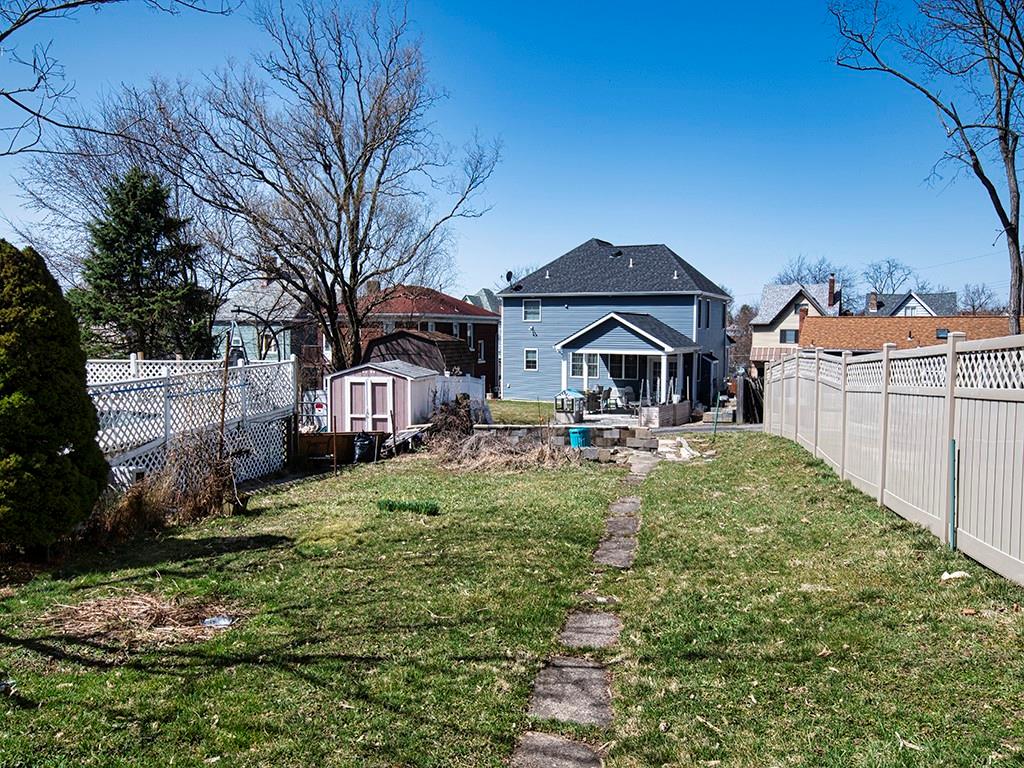 308 Sweetbriar Street Pittsburgh, PA 15211 - Photo 2 of 4