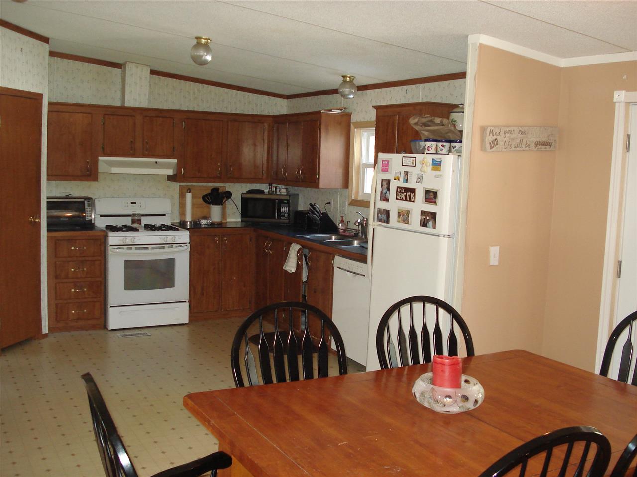 137 Pondview Road Swanzey, NH 03446 - Photo 4 of 21 Gallery Image 4