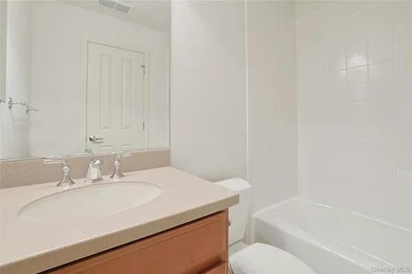 $439,000 | 614 Viewpoint Terrace, Peekskill, NY 10566