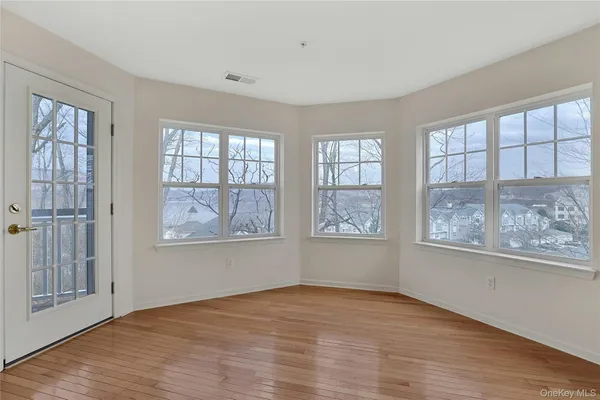 $439,000 | 614 Viewpoint Terrace, Peekskill, NY 10566