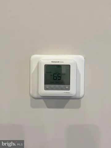 a close up of a microwave