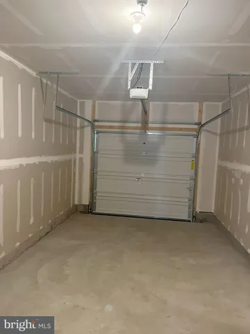 a view of a garage