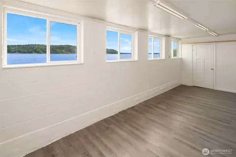 $1,325,000 | 26321 Pillsbury Road Southwest, Vashon, WA 98070