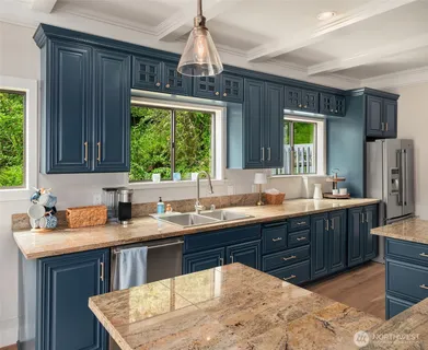 $1,325,000 | 26321 Pillsbury Road Southwest, Vashon, WA 98070