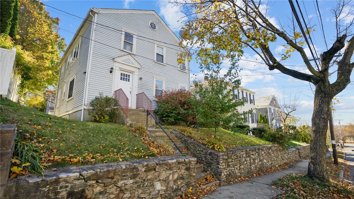 53 Rochambeau Avenue Providence, RI 02906 - Photo 3 of 25 Gallery Image 3