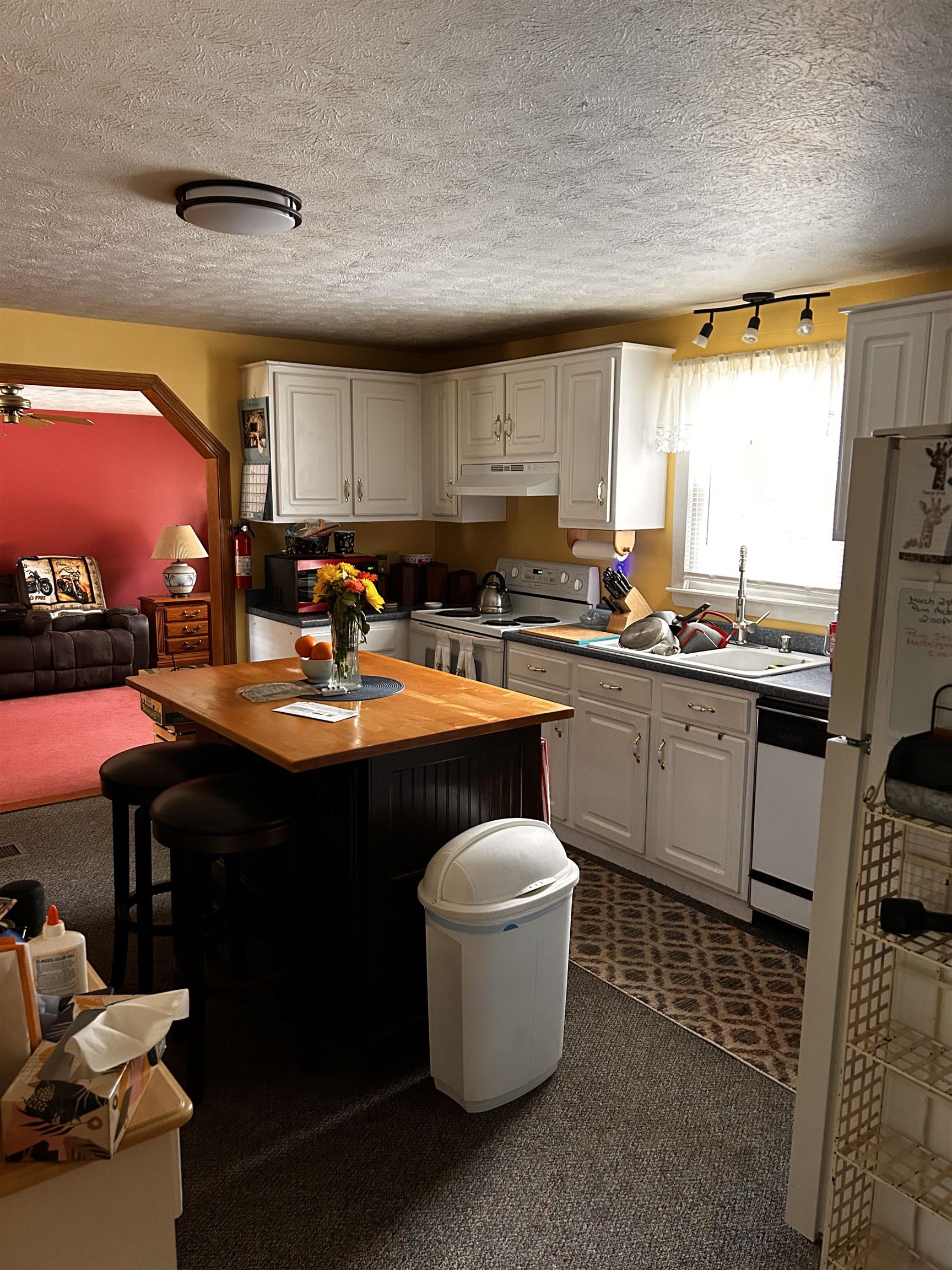 43 Federal Hill Road Milford, NH 03055 - Photo 5 of 24 Gallery Image 5